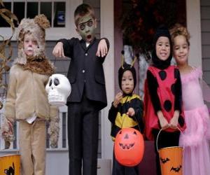 пазл Хеллоуин костюмы для детей